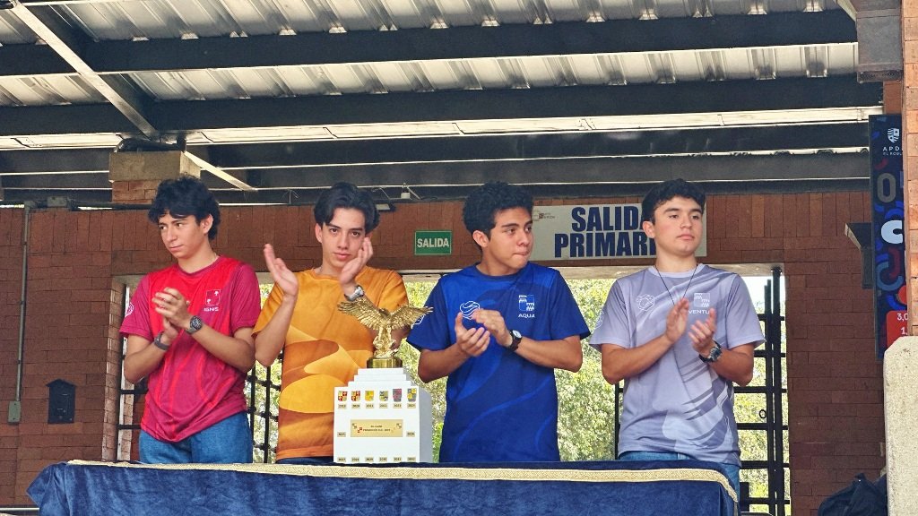 Sistema de Casas de APDE El Roble