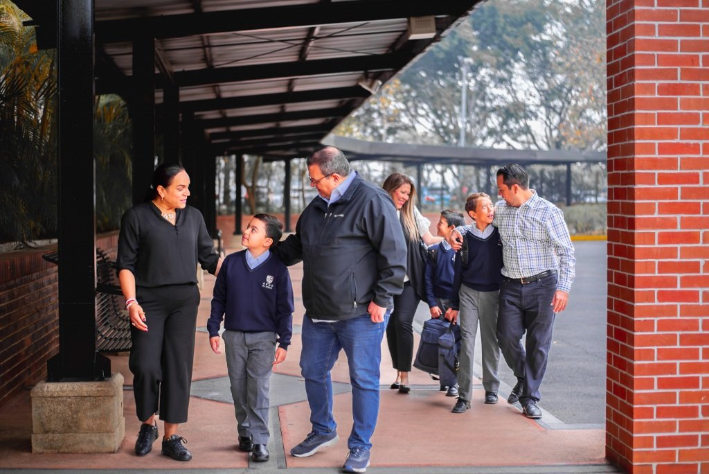 Servicios de seguridad integral en APDE El Roble